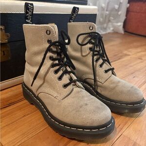 Dr. Martens Canvas Tan/Gray Lace Up Boots Size 6